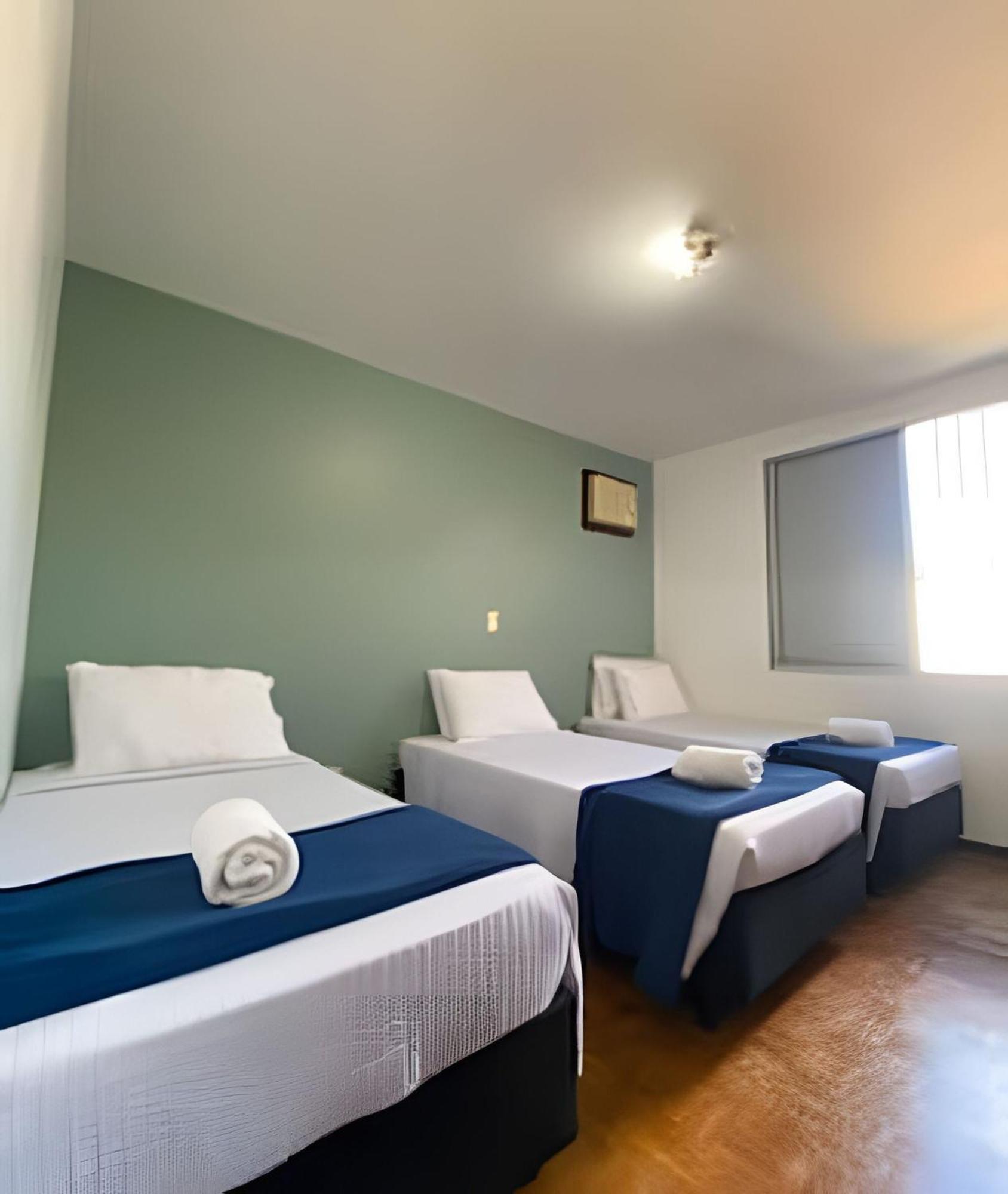 Casa Com 3 Suites E 1Quarto Piscina Ar Para 10 Hospedes Фос-ду-Игуасу Экстерьер фото